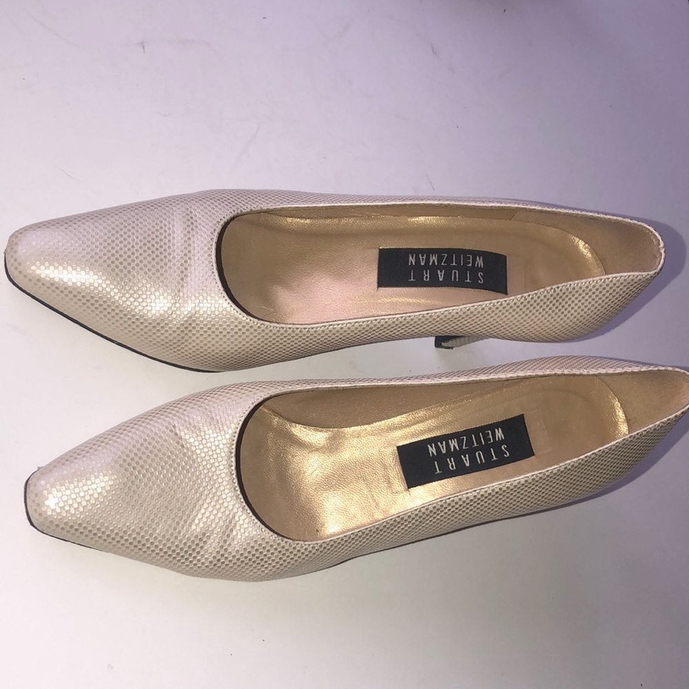 Stuart Weitzman pumps